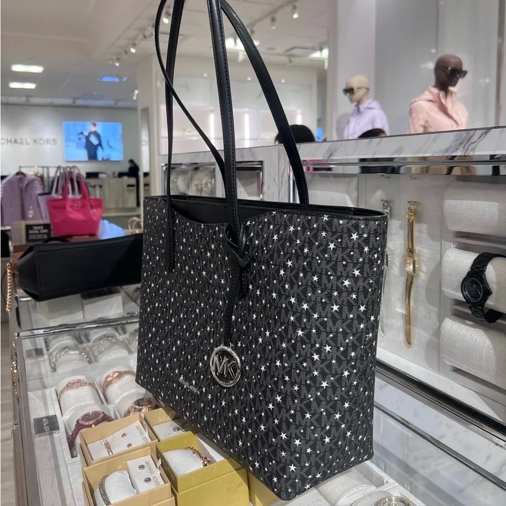 MICHAEL KORS Arden Large Printed Signature Logo Tote Bag - Picture 2 of 11